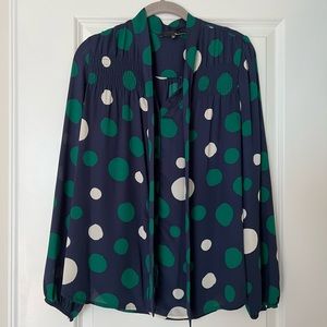 Long sleeve work too with tie detail